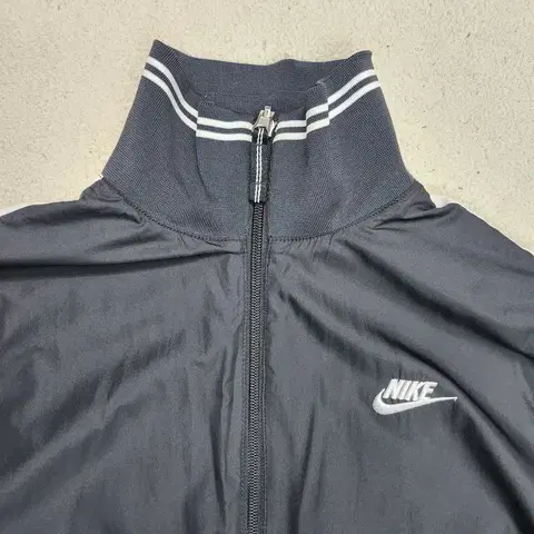 NIKE 리버시블 바람막이 자켓 2