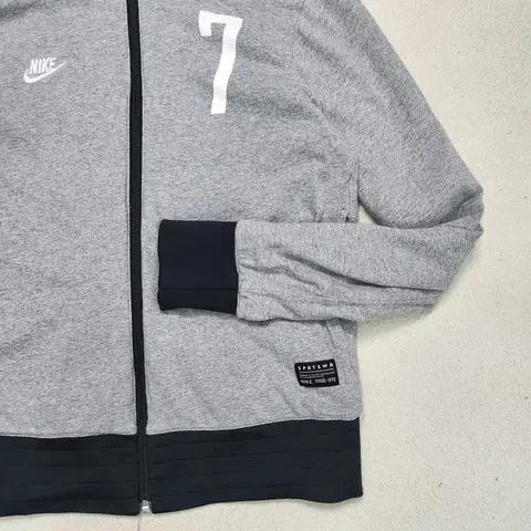 NIKE 리버시블 바람막이 자켓 7