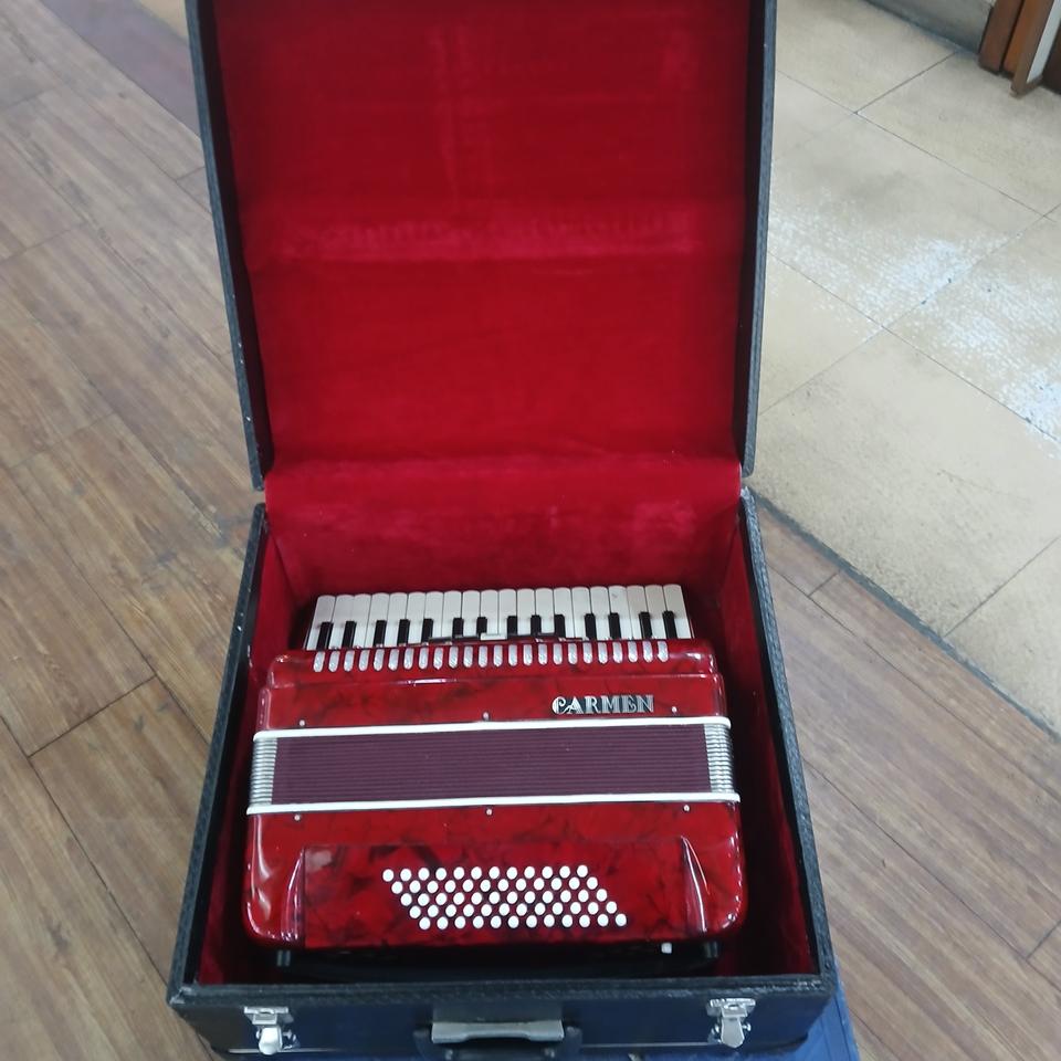 칼멘 아코디언