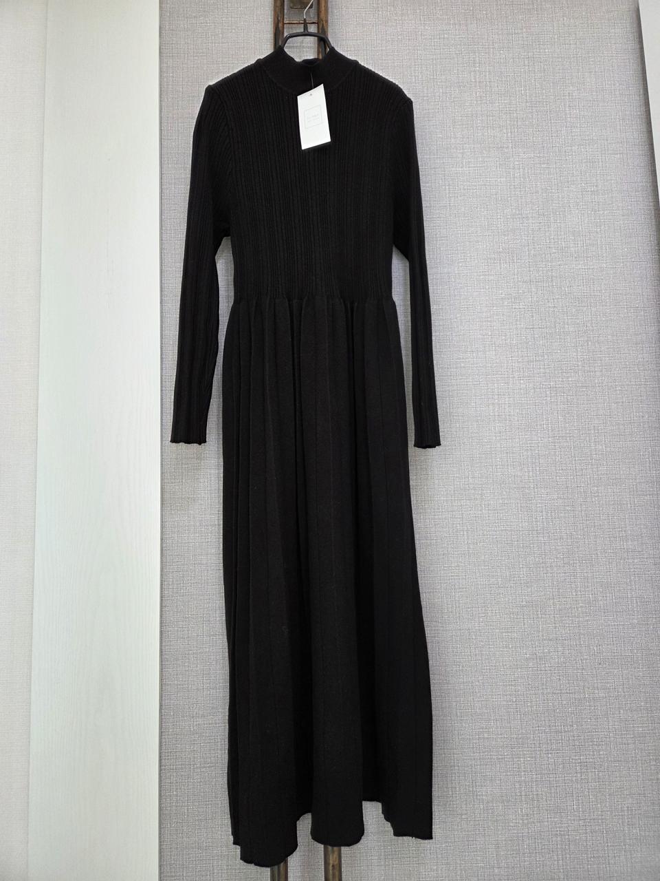 (택채새)반폴라 플리츠 니트롱원피스