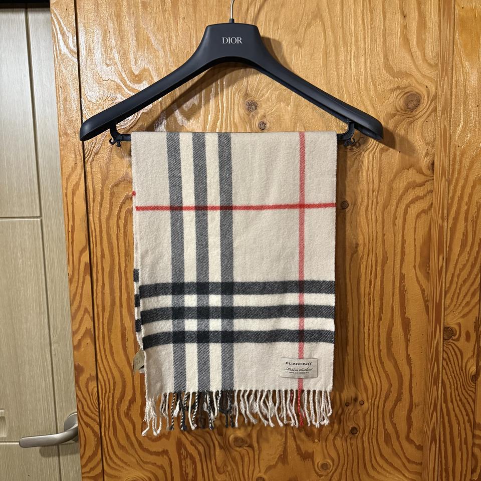 버버리 23 f/w 캐시미어 100% 머플러(목도리)