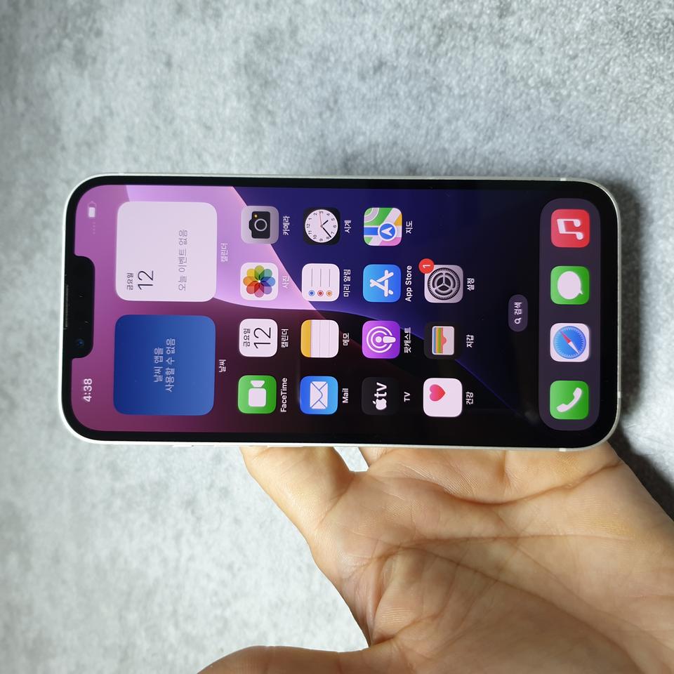 아이폰13 화이트 128G S급 판매합니다