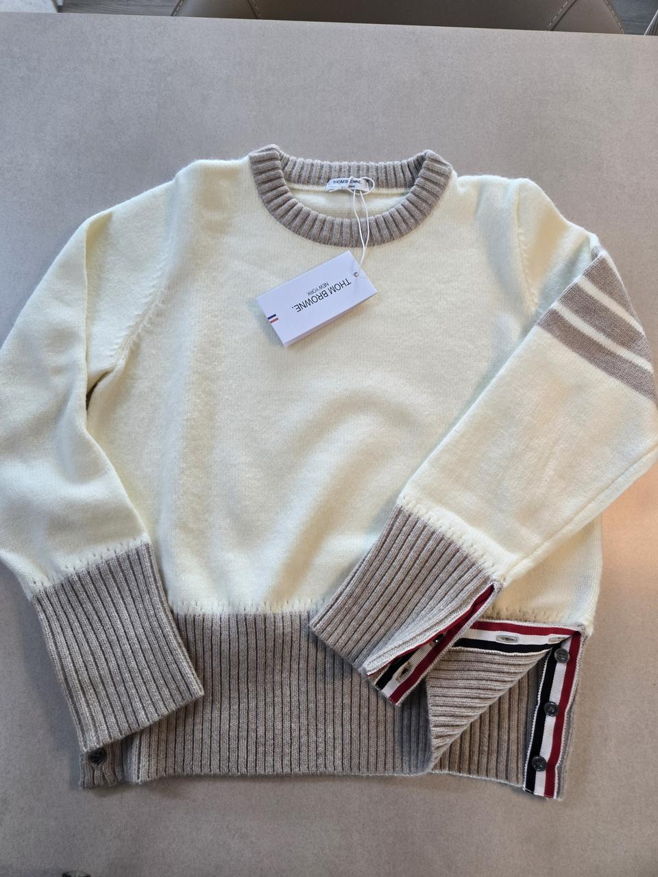 톰브라운 니트셔츠