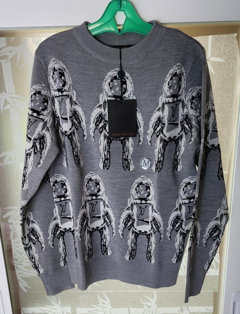 루이비통 니트