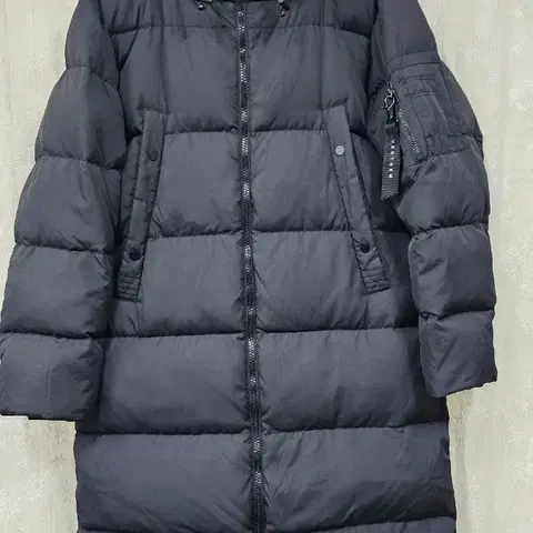 326유엔뎀 블랙 롱 패딩 점퍼 105