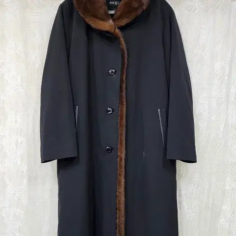 FOX&LOFT 밍크 트리밍 블랙 롱코트