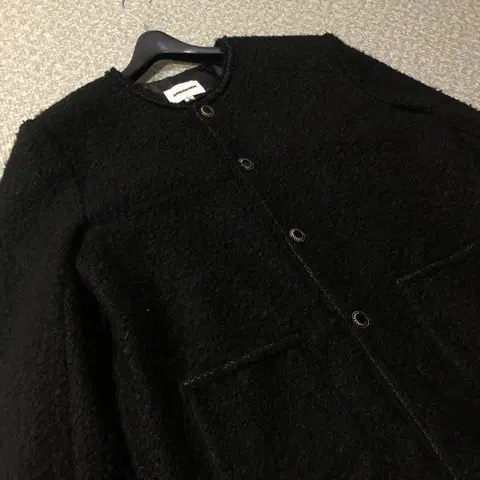 안데르센 남자 트위드 라운드 자켓 코트 남성 지드래곤 부클 하객룩