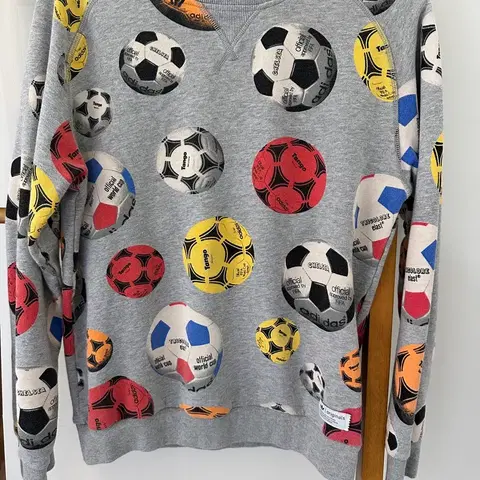 아디다스 맨투맨(사이즈95)