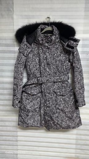 네파 이젠벅 헤링본  패딩 코트