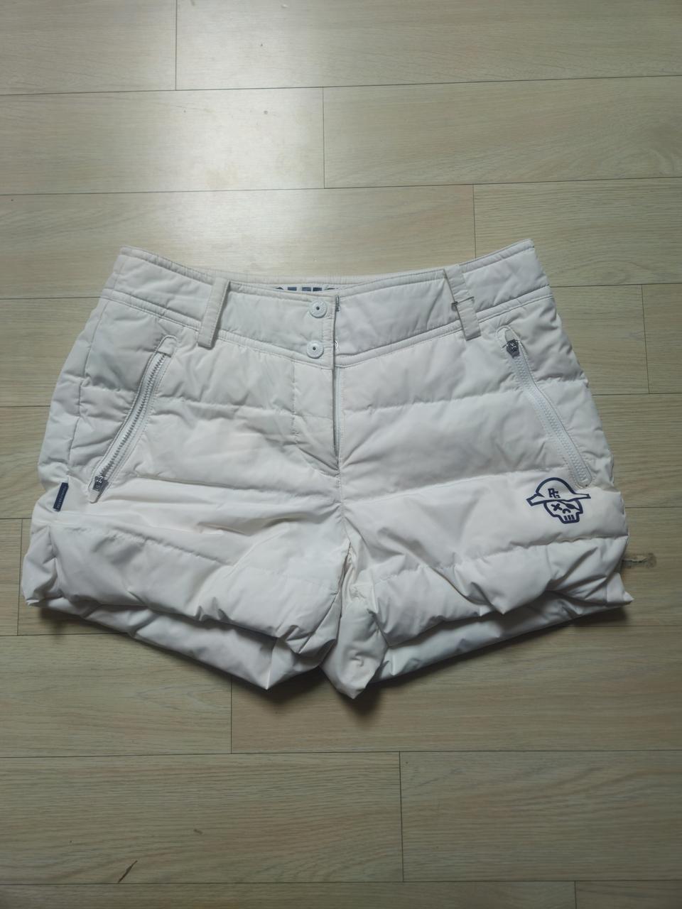 파리게이츠 겨울 반바지. 0