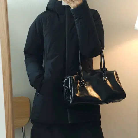 (85)데상트 여성 슬림 후드 스포츠 패딩 덕다운 L20W1410