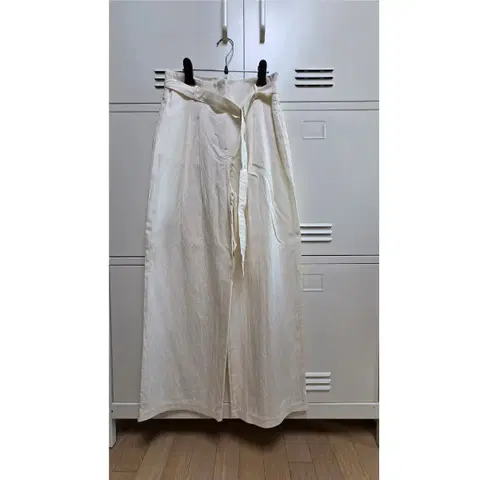 틴트 벨트 슬랙스 - 아이보리