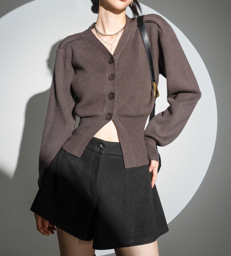 (s)어반드레스 차콜 가디건