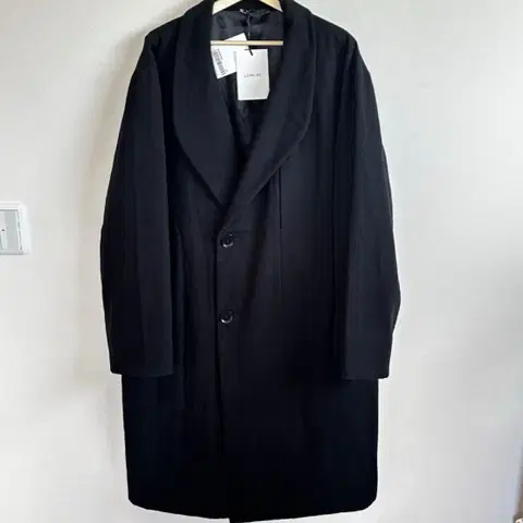 르메르 코트 사이즈 50 택 있음. ( A366 )