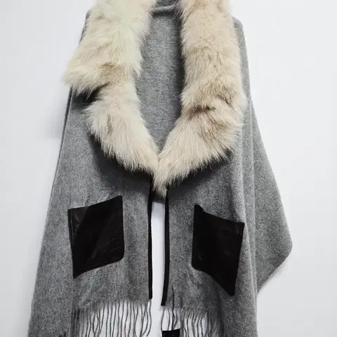 VOV 폭스 퍼 양가죽 목도리 망토