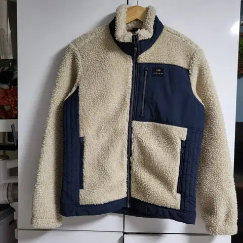 아이더 양털 뽀글이 플리스 자켓