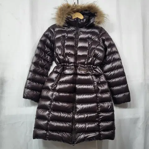 아이더 다크브라운 덕다운 롱 패딩 점퍼 라쿤 퍼 후드