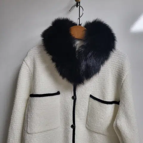 블랙 사가폭스 퍼 머플러 마그네틱타입