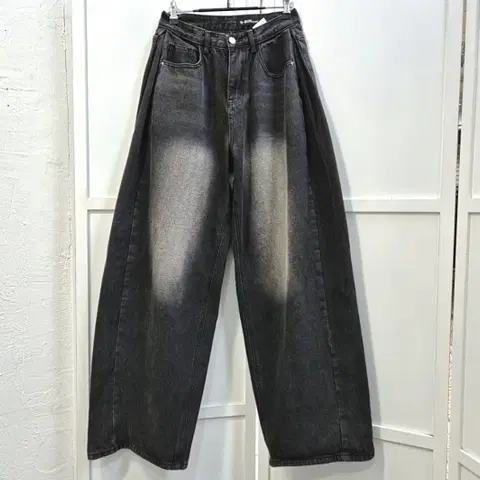 S-BIN 워싱 블랙 데님 팬츠