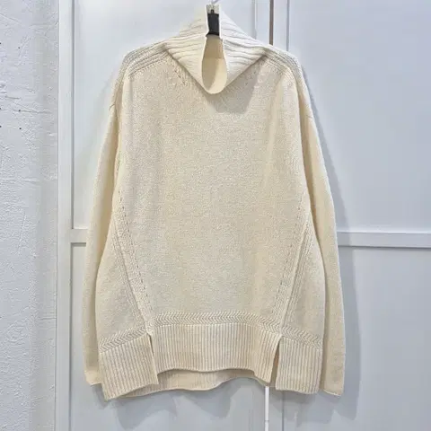 쏘울 울&캐시미어 터틀넥 니트티