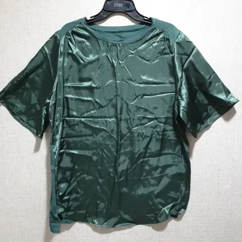(거의 새것) 새틴 여름 반팔 블라우스티,면 언발 티셔츠,티블라우스