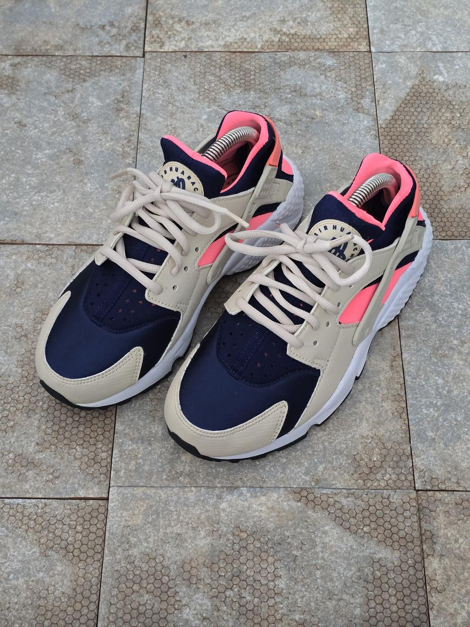 (230)나이키 에어 허라취 런 오트밀 핑크 스니커즈 운동화