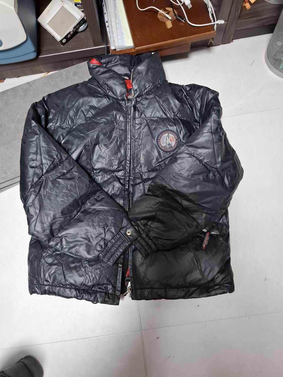 스코필드   패딩