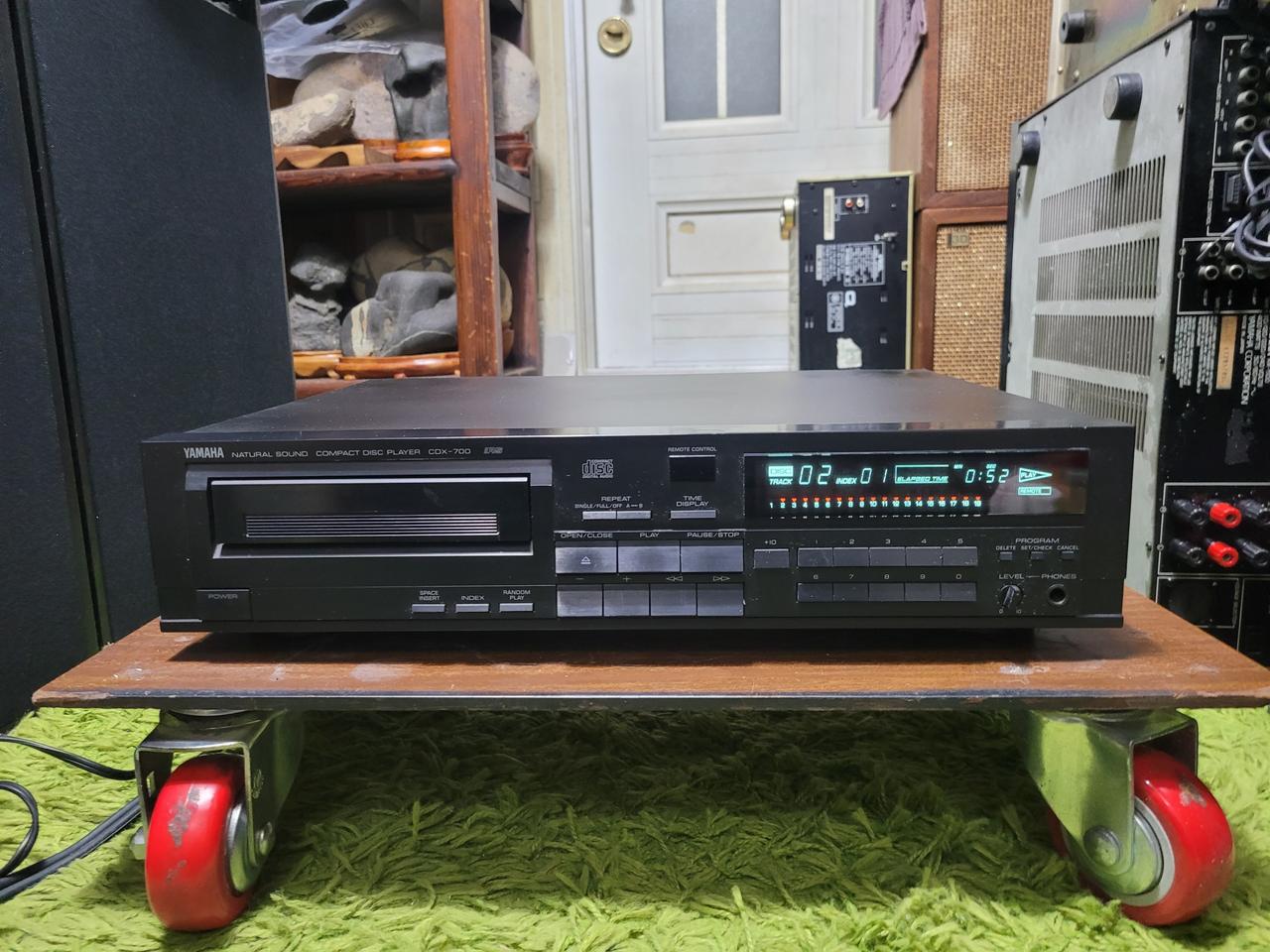 야마하 CDX - 700 시디플레이어