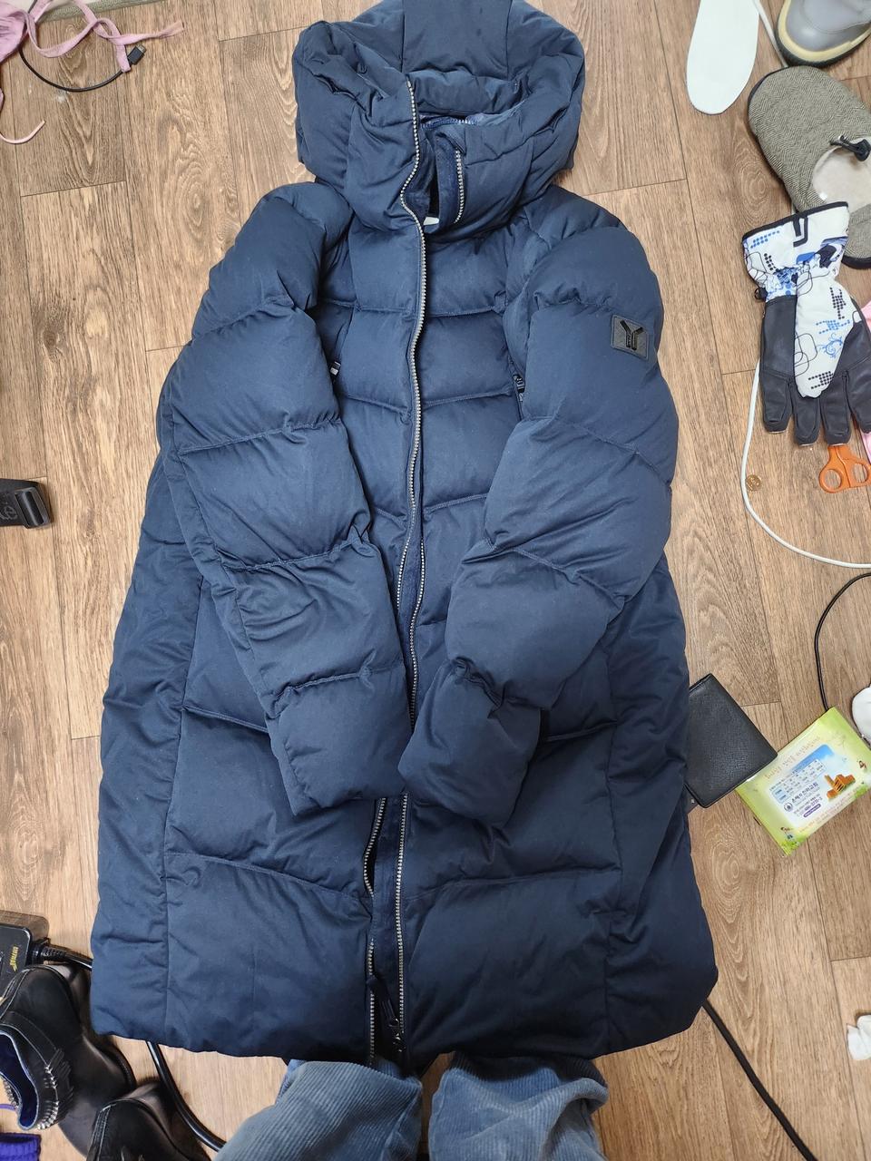 블랙야크구스롱패딩