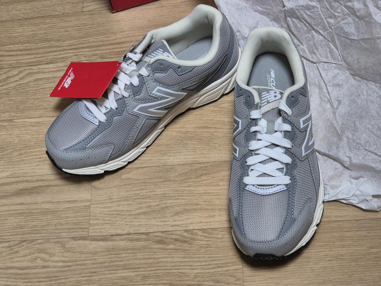 [새상품] 뉴발란스 그레이 235