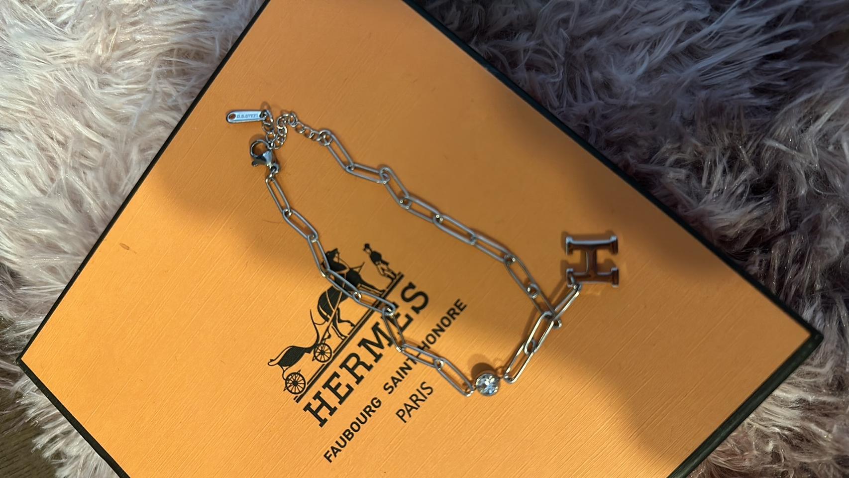 에르 실버 큐빅 팔찌