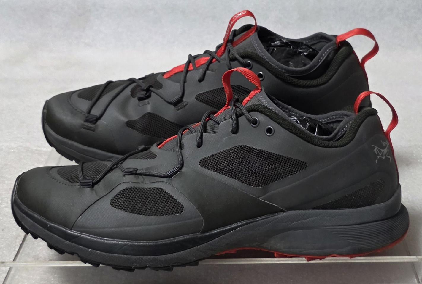 아크테릭스 ARC'TERYX 노반VT 경등산화 트레킹화 255~260