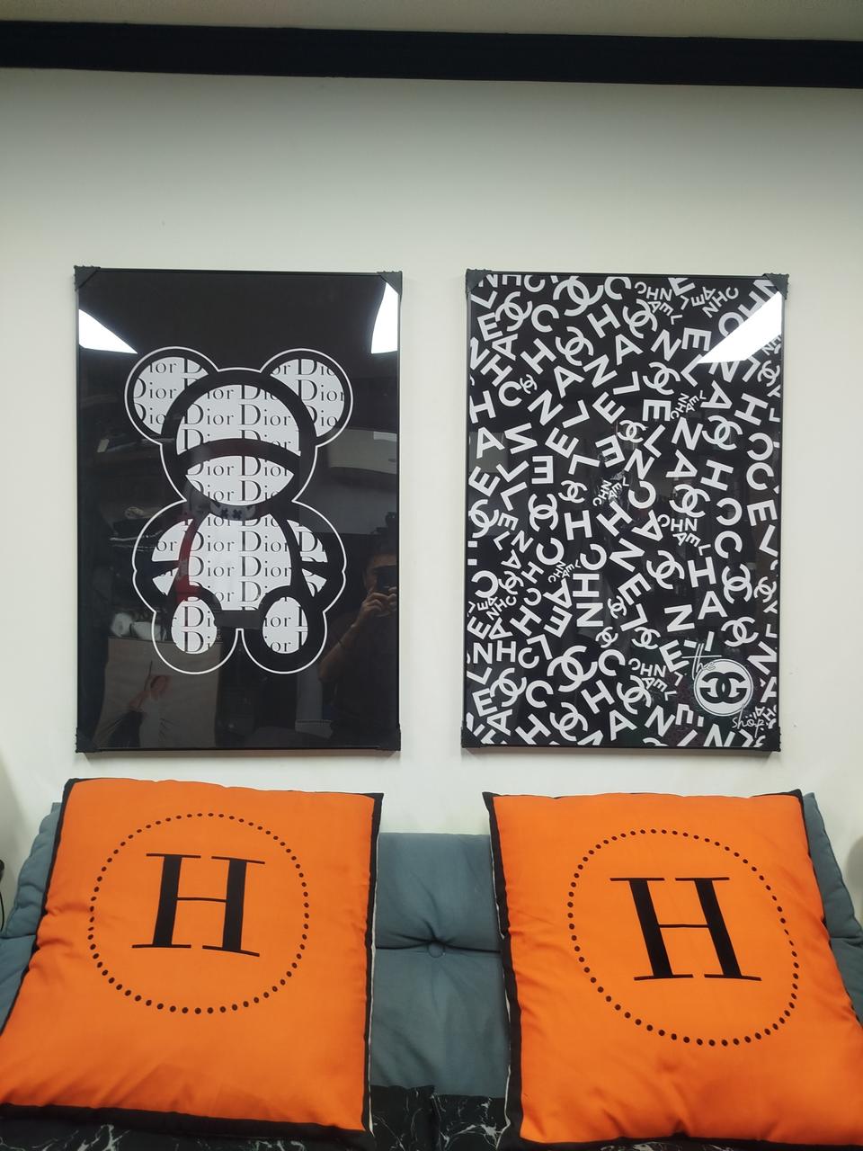 디올 베어브릭 카우스 피규어 루이비통 그림액자 그림 액자 인테리어소품