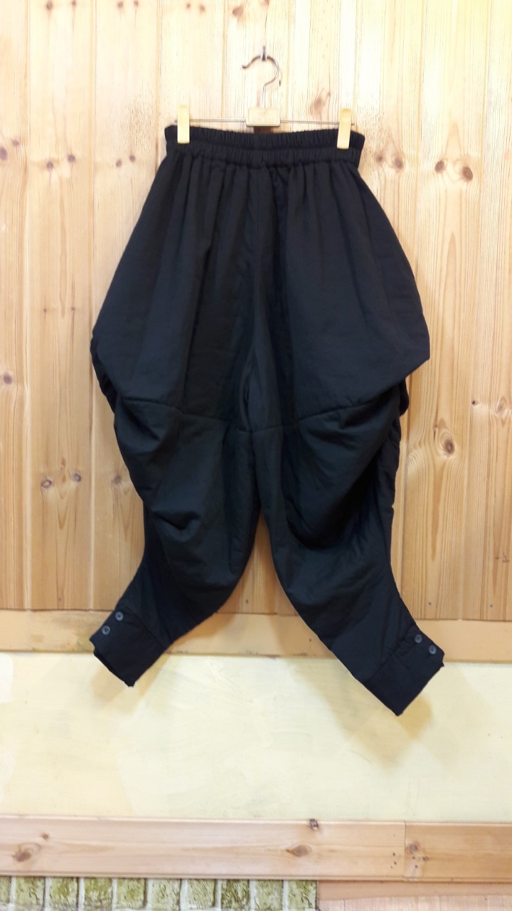 *김 도형 아방가드르한 지누시 본딩 생활복 바지 ( 새 상 품 )*