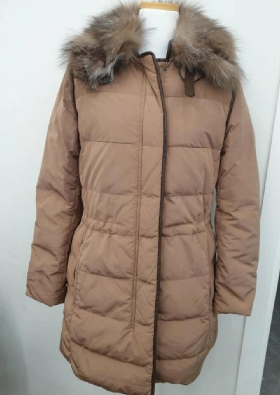 잇미샤 덕다운 여우털패딩 사이즈55