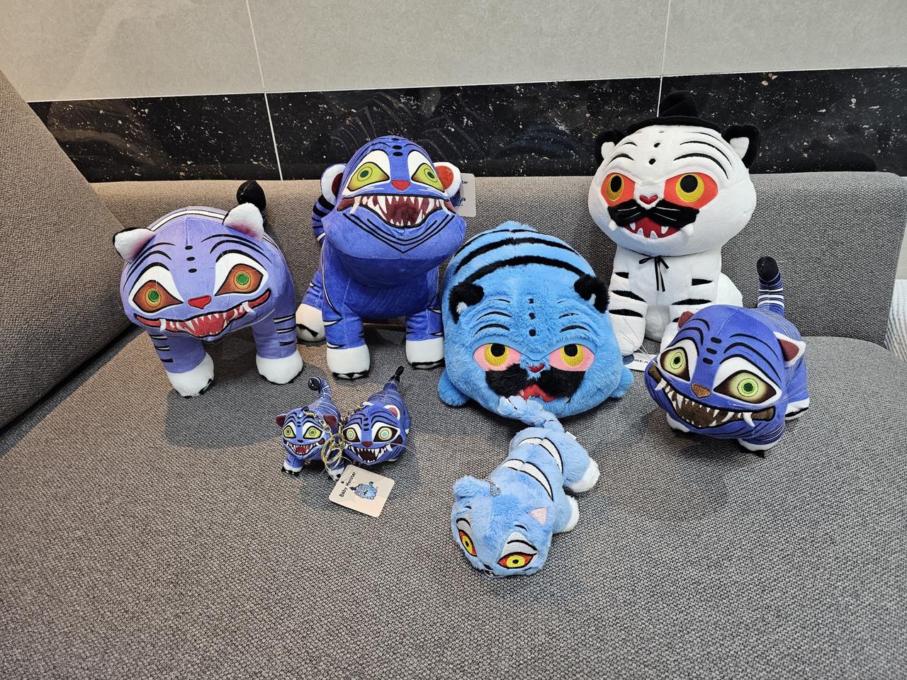 케데헌 더피 인형 대형 중형 키링 인형 새거 팔아요