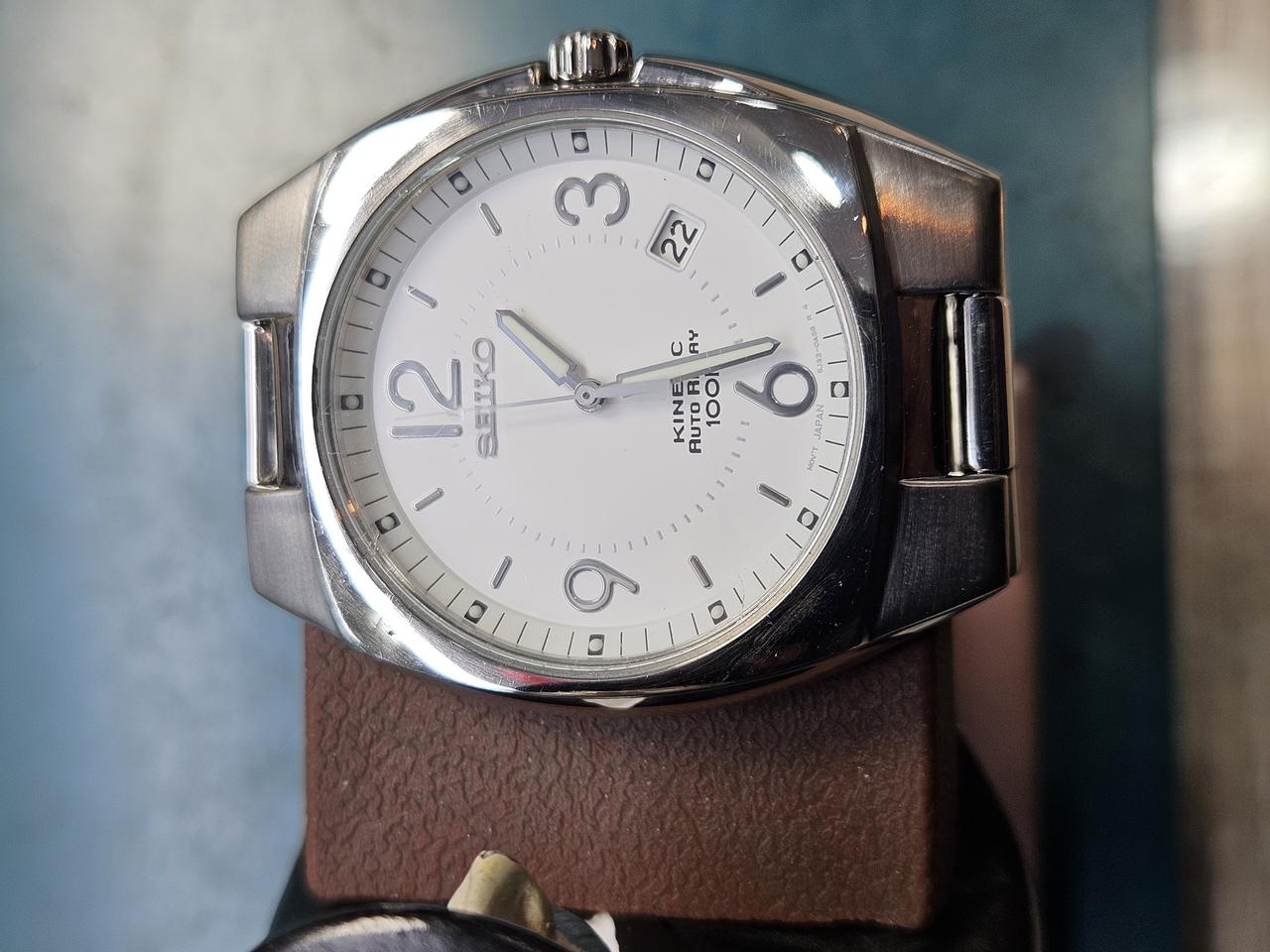 세이코 키네틱 오토쿼츠 남성용 시계