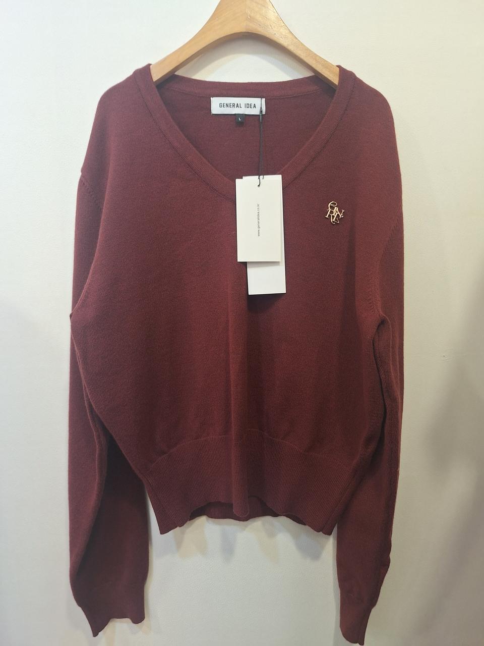 *새상품*제너럴아이디어 브이넥 니트(택포)