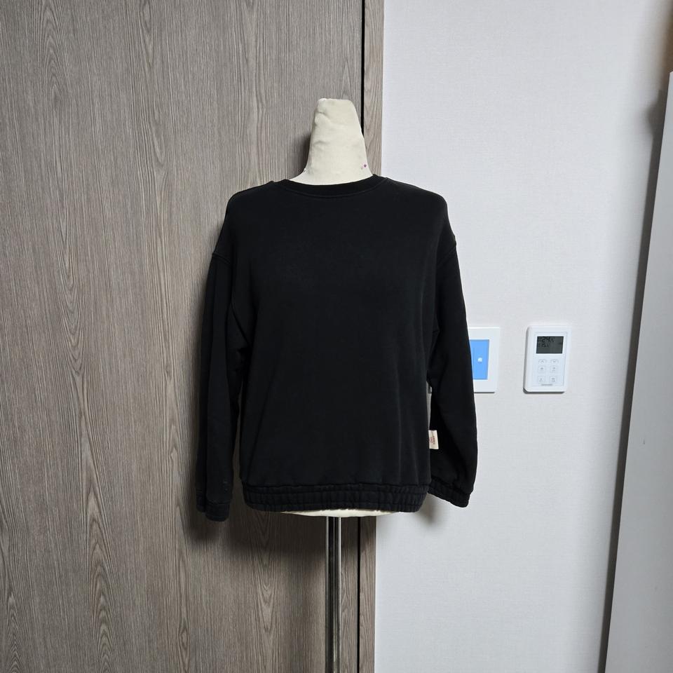 STNC 스탠스 검정색 기본 맨투맨 티셔츠