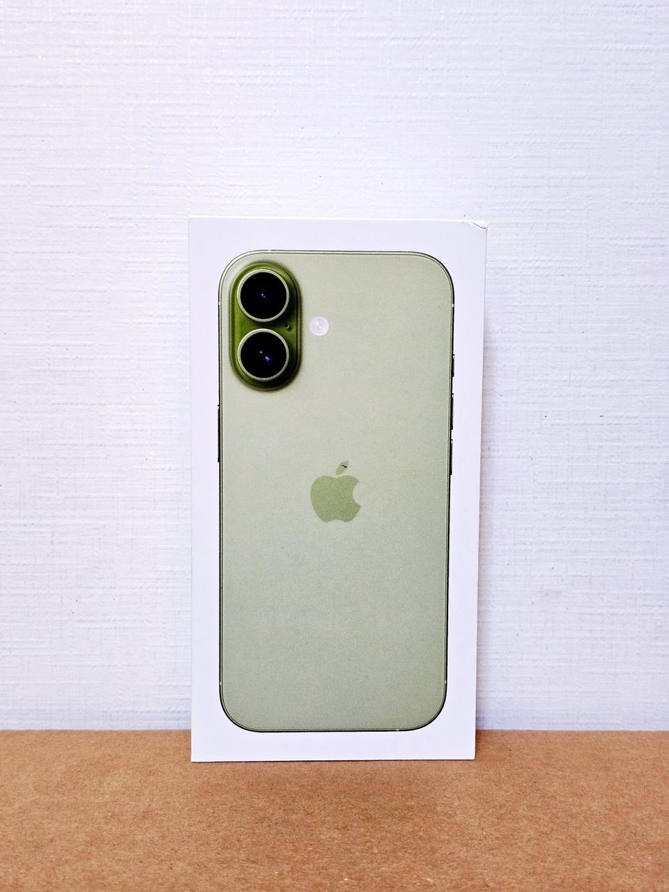 애플 아이폰17 256GB 자급제 세이지 색상 팝니다 ( 서울 )