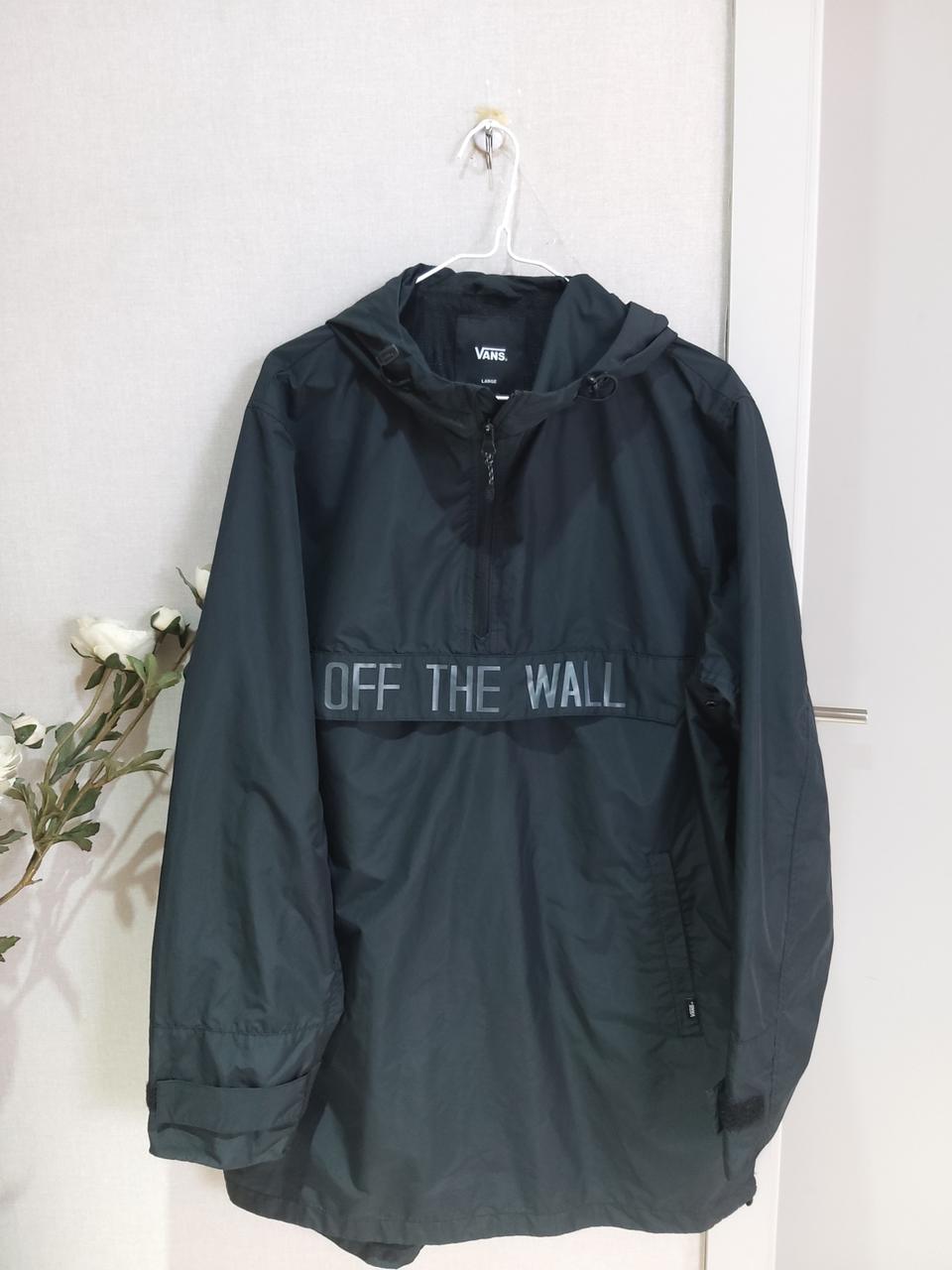Vans 반스 OFF THE WALL 아노락 겨울용바람막이 L  105