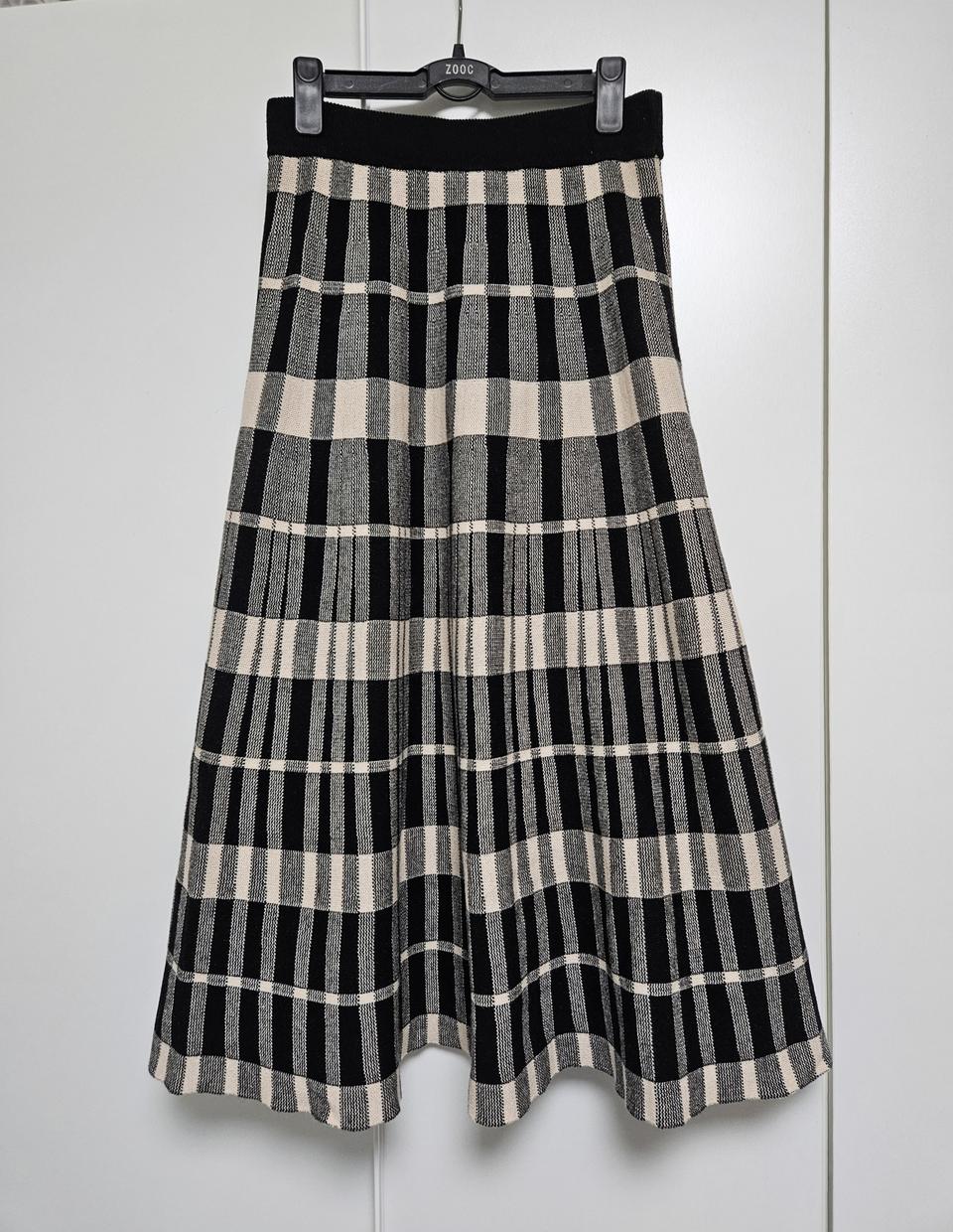 (새상품) 르피타(LE PITTA) 니트 스커트 (프리사이즈)