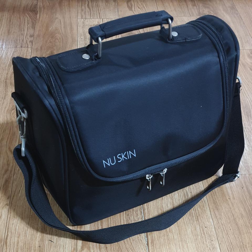 뉴스킨 블랙 데몬 가방 화장품 용기 도구 정리함 파우치 소품 미사용