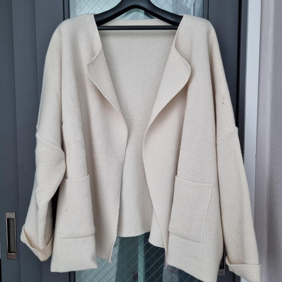 아이보리 니트 가디건