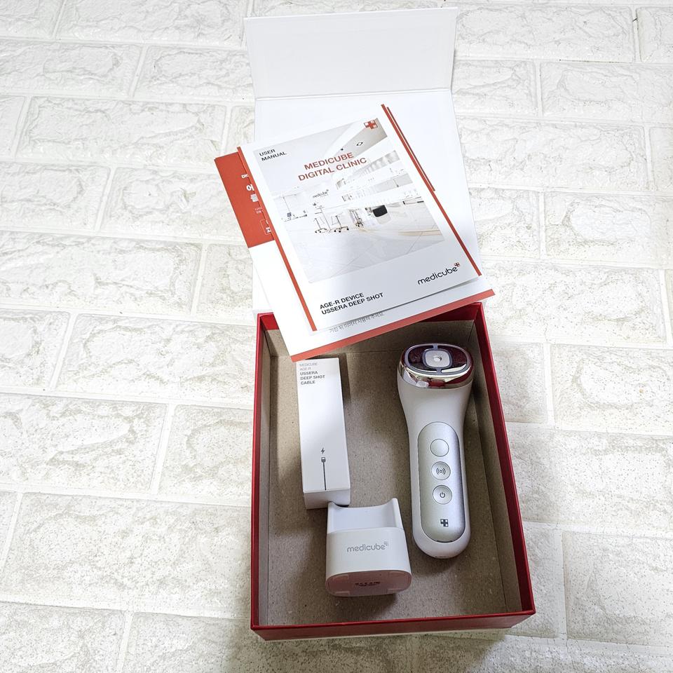 메디큐브 에이지알 유쎄라 딥샷 세트