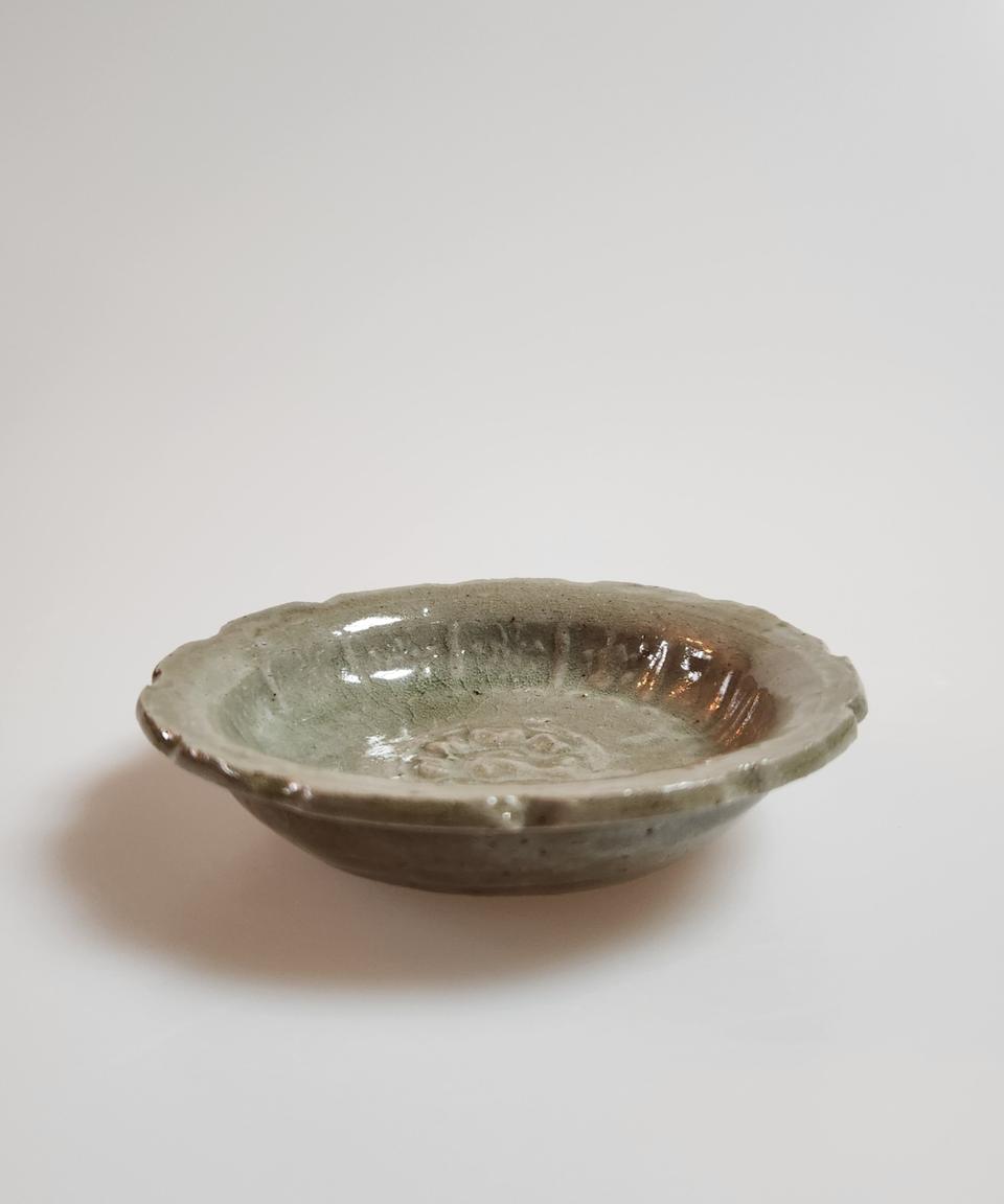 고미술품 고려시대 고려청자 국화문양각화형접시