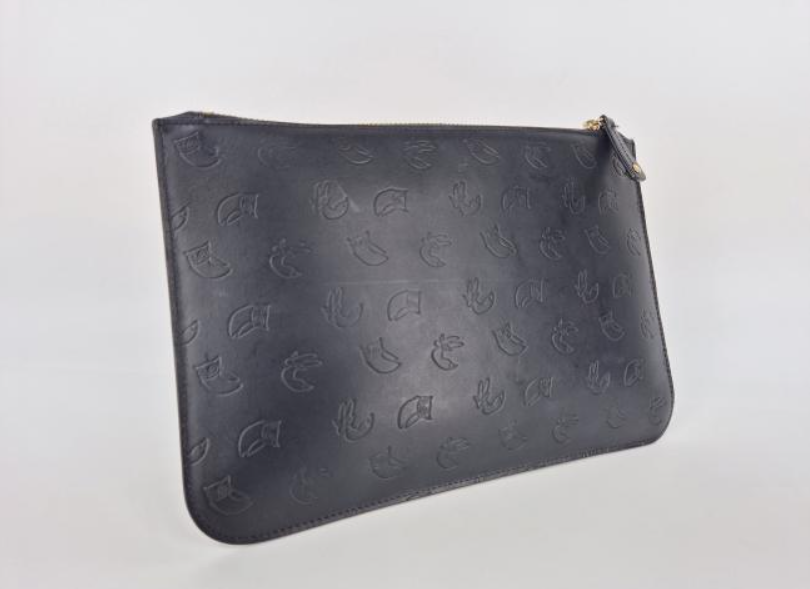 럭키슈에뜨 클러치