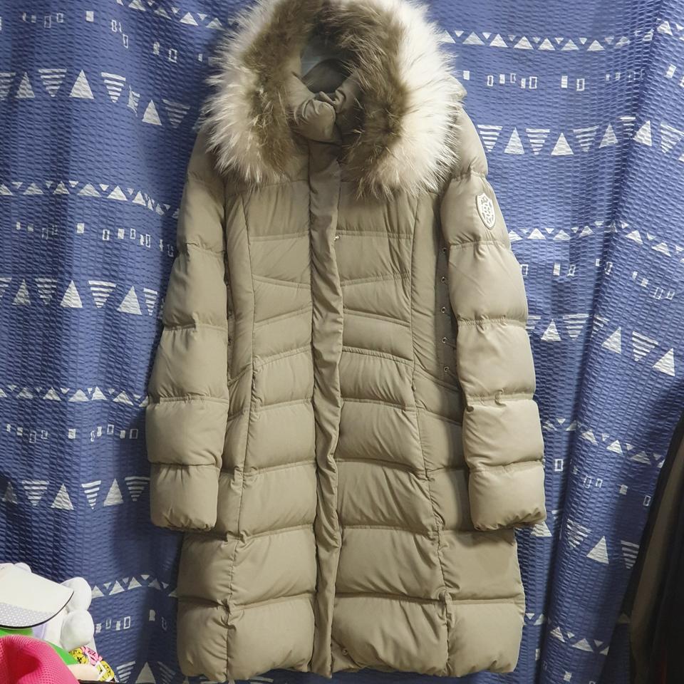 에고이스트. 폭스( 퍼탈착/ 후드탈착)  다운 패딩