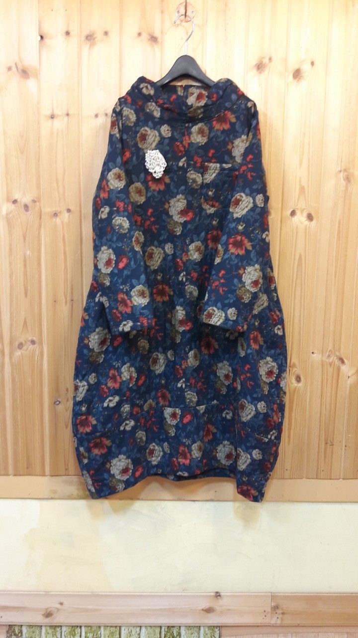 * 지누시 본딩 아방가드르한 원피스   ( 새 상품)