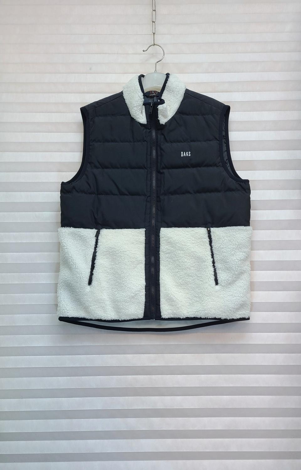 닥스> 23년 플리스 배색 구스다운 베스트 (23만원)